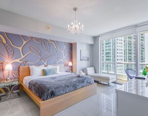 Amazing Condos at Icon Brickell With Pool
