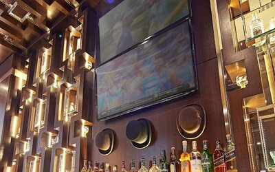 Hotel Adagio, Autograph Collection