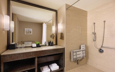 The Royal Sonesta Chicago River North