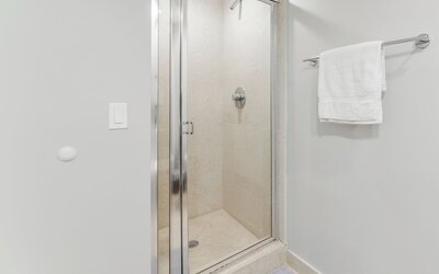 Amazing Condos at Icon Brickell With Pool