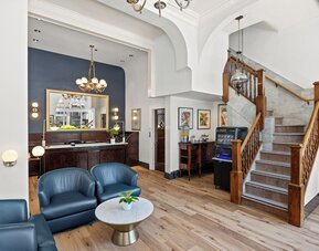 The Andrews Hotel