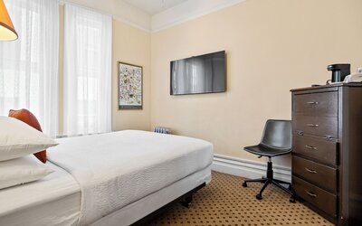 The Andrews Hotel