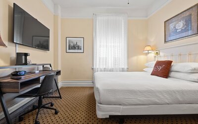 The Andrews Hotel