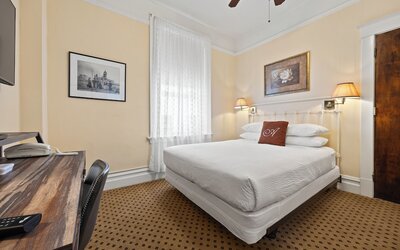 The Andrews Hotel