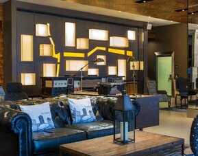 The Chicago Hotel Collection - Magnificent Mile