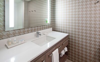 Home2 Suites by Hilton Alameda Oakland Airport