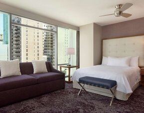 Homewood Suites by Hilton Chicago Downtown South Loop