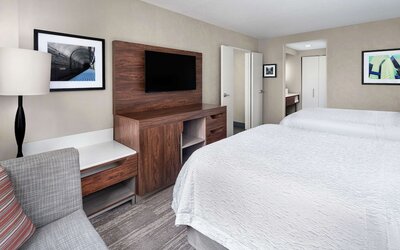 Hampton Inn & Suites Chicago Downtown