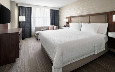 Hampton Inn & Suites Chicago Downtown