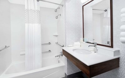 Hampton Inn & Suites Chicago Downtown