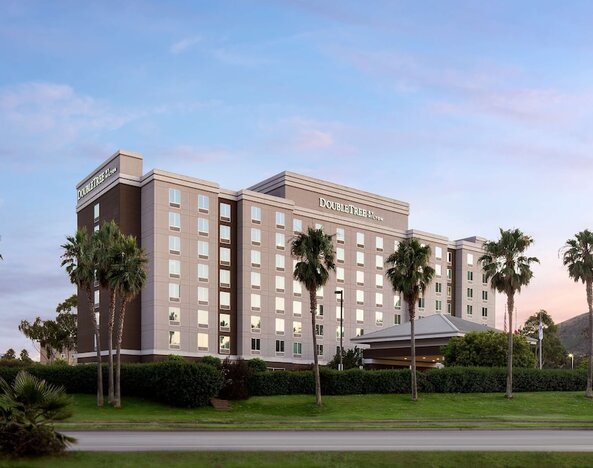 DoubleTree by Hilton San Francisco Airport North Bayfront