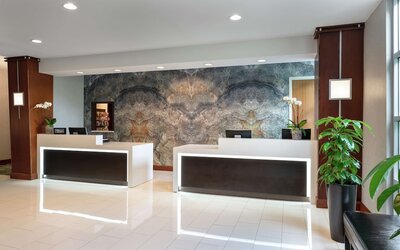 DoubleTree by Hilton San Francisco Airport North Bayfront