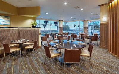 DoubleTree by Hilton San Francisco Airport North Bayfront