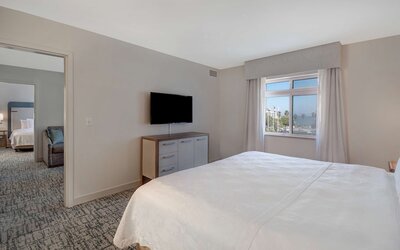 Homewood Suites by Hilton San Francisco Airport North