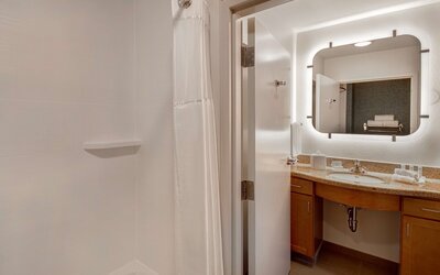 Homewood Suites by Hilton San Francisco Airport North