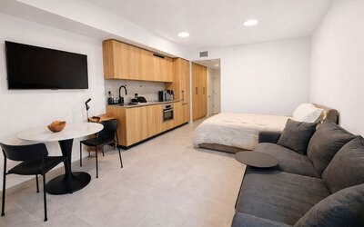 The Urban Suites - 501 First Residence