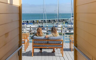 Waters Edge Hotel