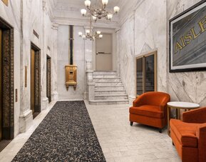 Hampton Inn Majestic Chicago Theatre District