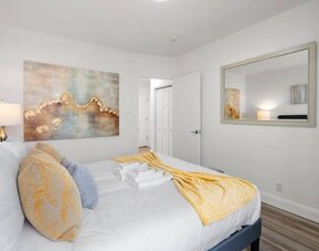 Stunning 2 Bedroom 1 Bath Home near BART