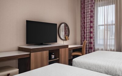 Hampton Inn Majestic Chicago Theatre District