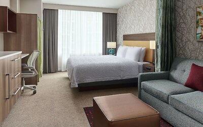 Home2 Suites by Hilton Chicago McCormick Place