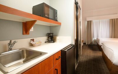 Hawthorn Suites by Wyndham Oakland/Alameda