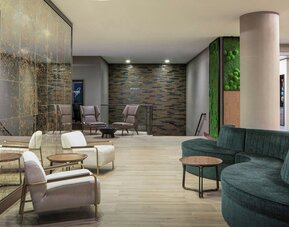 Courtyard by Marriott Chicago Downtown River North