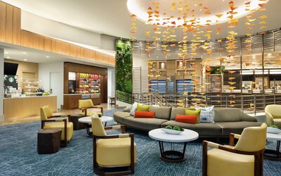 DoubleTree by Hilton Chicago - Magnificent Mile