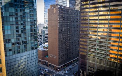 DoubleTree by Hilton Chicago - Magnificent Mile