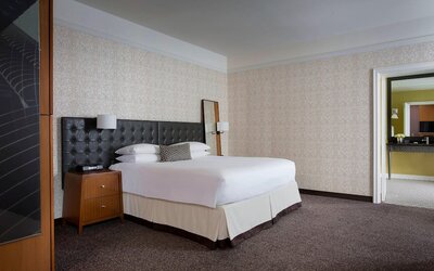 Hotel Chicago Downtown, Autograph Collection by Marriott