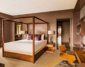 Fairmont Chicago at Millennium Park Gold Experience