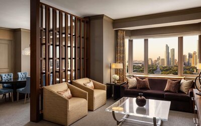 Fairmont Chicago at Millennium Park Gold Experience