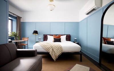 The Chicago Hotel Collection - Wrigleyville