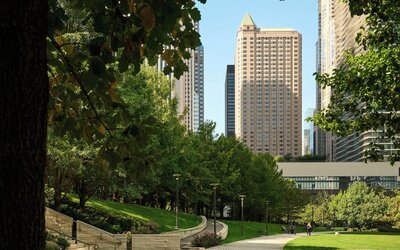 Fairmont Chicago at Millennium Park