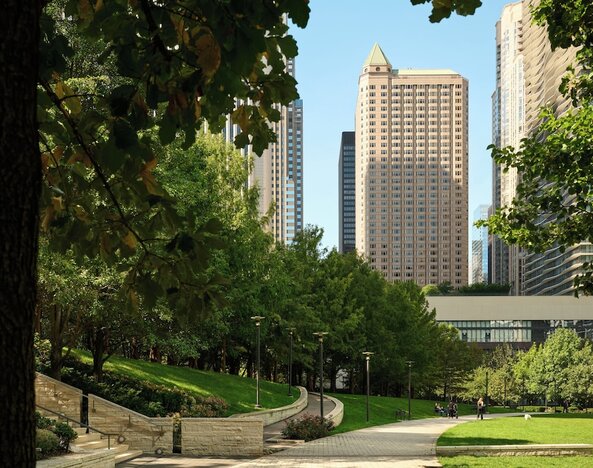 Fairmont Chicago at Millennium Park