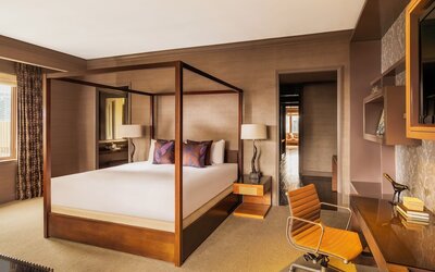 Fairmont Chicago at Millennium Park