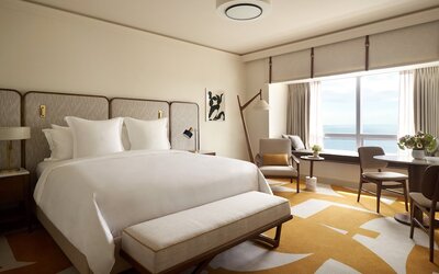 Four Seasons Hotel Miami