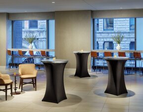 Springhill Suites by Marriott Chicago Downtown/ River North