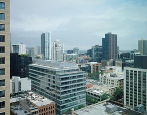 Springhill Suites by Marriott Chicago Downtown/ River North