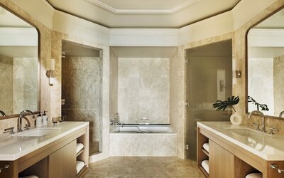 Four Seasons Hotel Miami