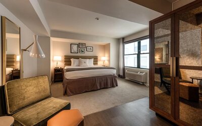 Claridge House Chicago, Tapestry Collection by Hilton