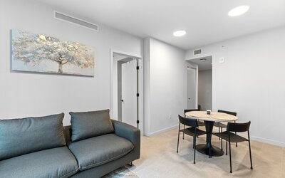 501 First - Steps from Bayside