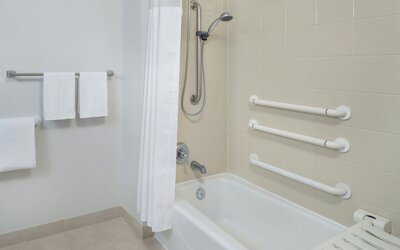 Courtyard by Marriott Miami Airport