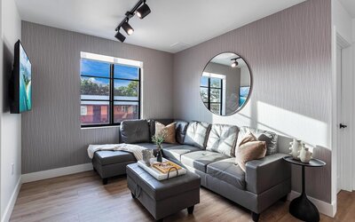 Lux Retreat By Renzzi