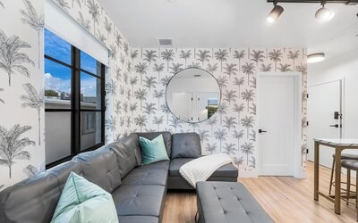Lux Retreat By Renzzi