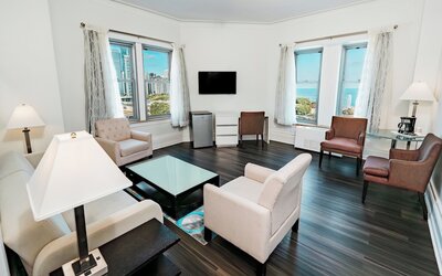 Congress Plaza Hotel