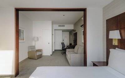 River Hotel