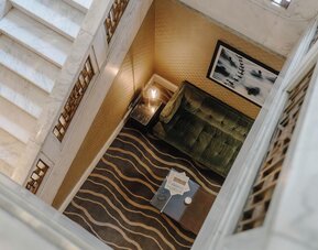 River Hotel