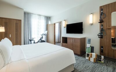 EVEN Hotel Miami - Doral Area, by IHG
