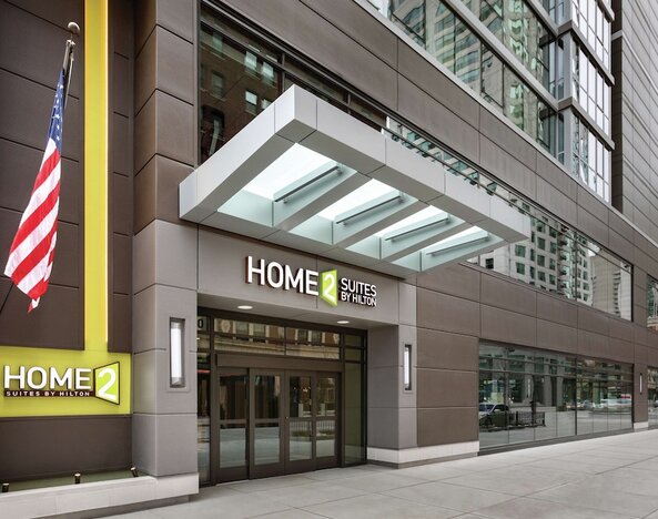 Home2 Suites by Hilton Chicago River North